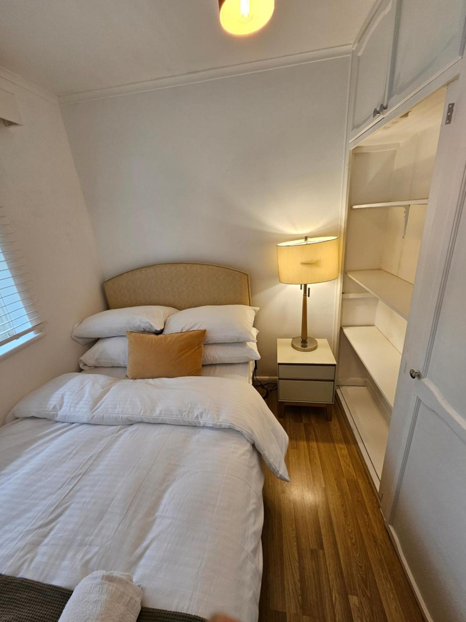 Wembley, Cosy 2 Bed Apa, Next To The Park Апартаменты Harrow on the Hill